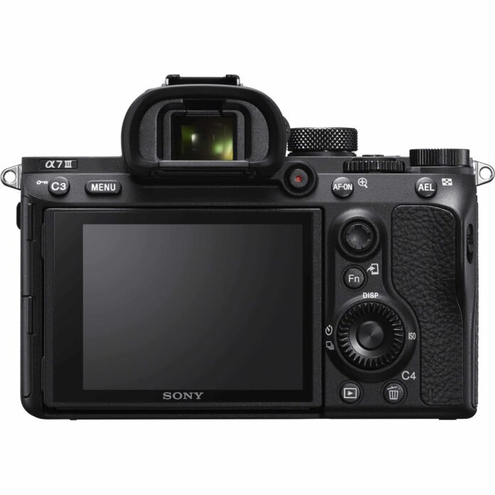 Máy ảnh Sony Alpha a7 III