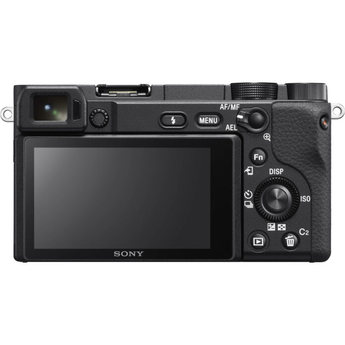 Máy ảnh Sony a6400 với ống kính 16-50mm