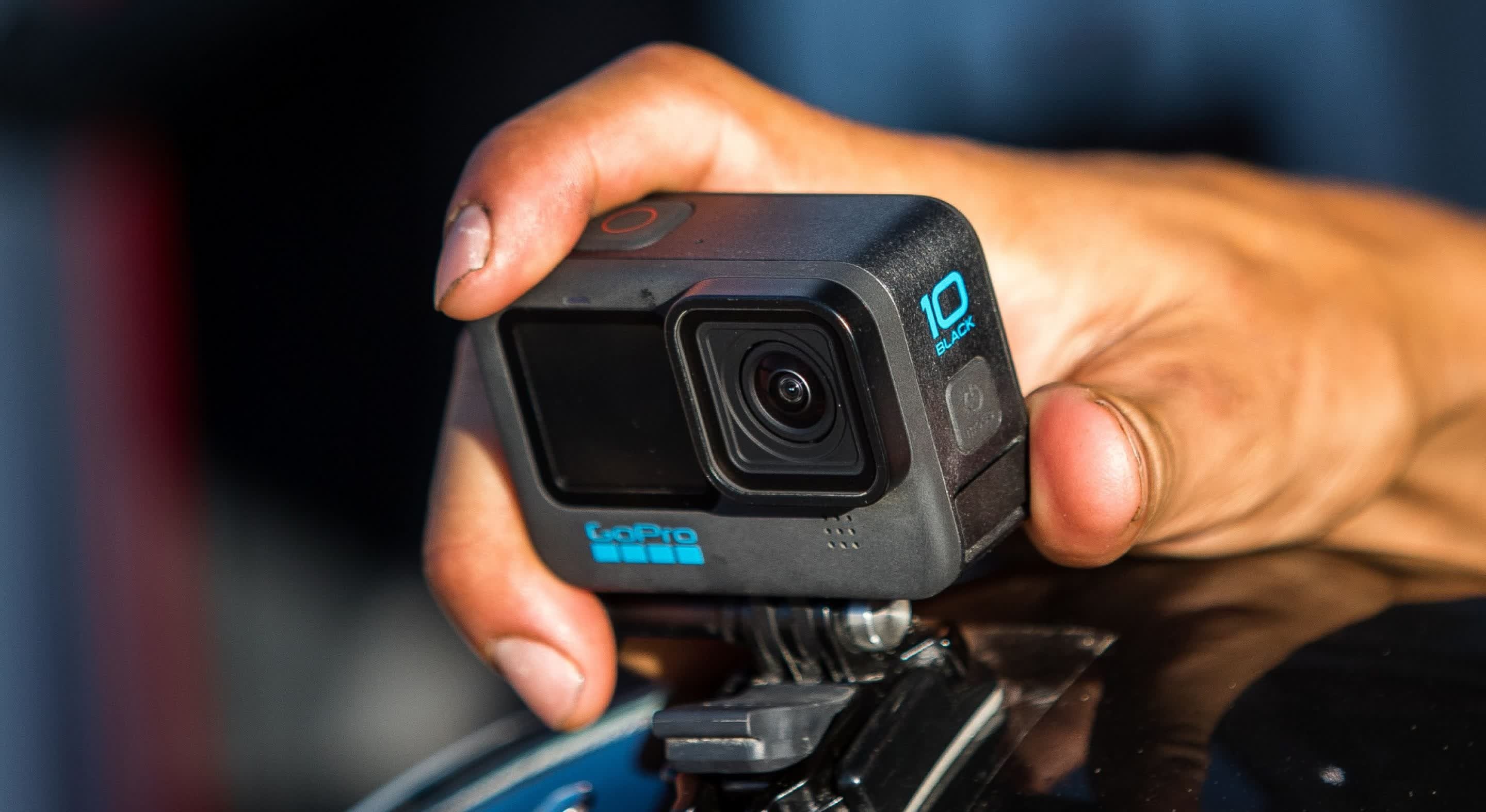 So sánh camera hành trình Insta360 ONE RS với GoPro Hero 10: Sự lựa chọn nào là đầu bảng?