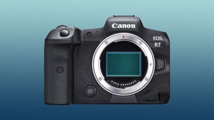 Tất tần tật những gì đã biết và những gì đáng mong chờ của Canon EOS R7