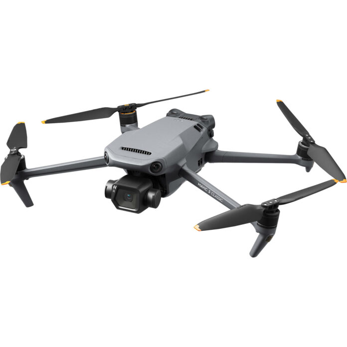 DJI Mavic 3 Classic với DJI RC Remote