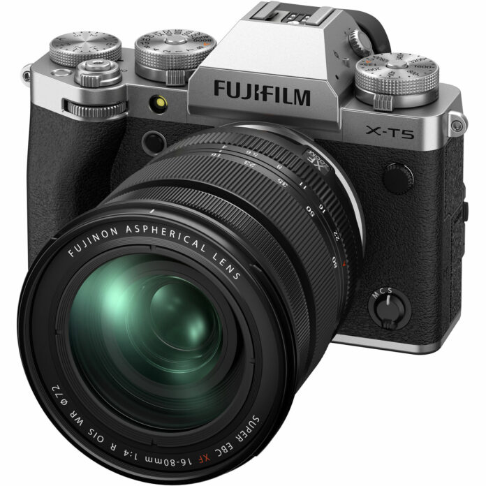 Máy ảnh Fujifilm X-T5 với ống kính XF 16-80mm (Silver)