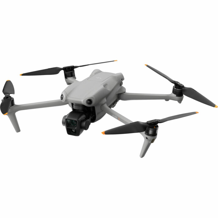 DJI Air 3 Fly More Combo với DJI RC 2 Remote