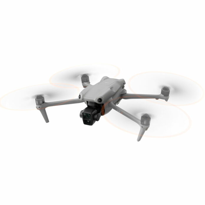 DJI Air 3 Fly More Combo với DJI RC 2 Remote