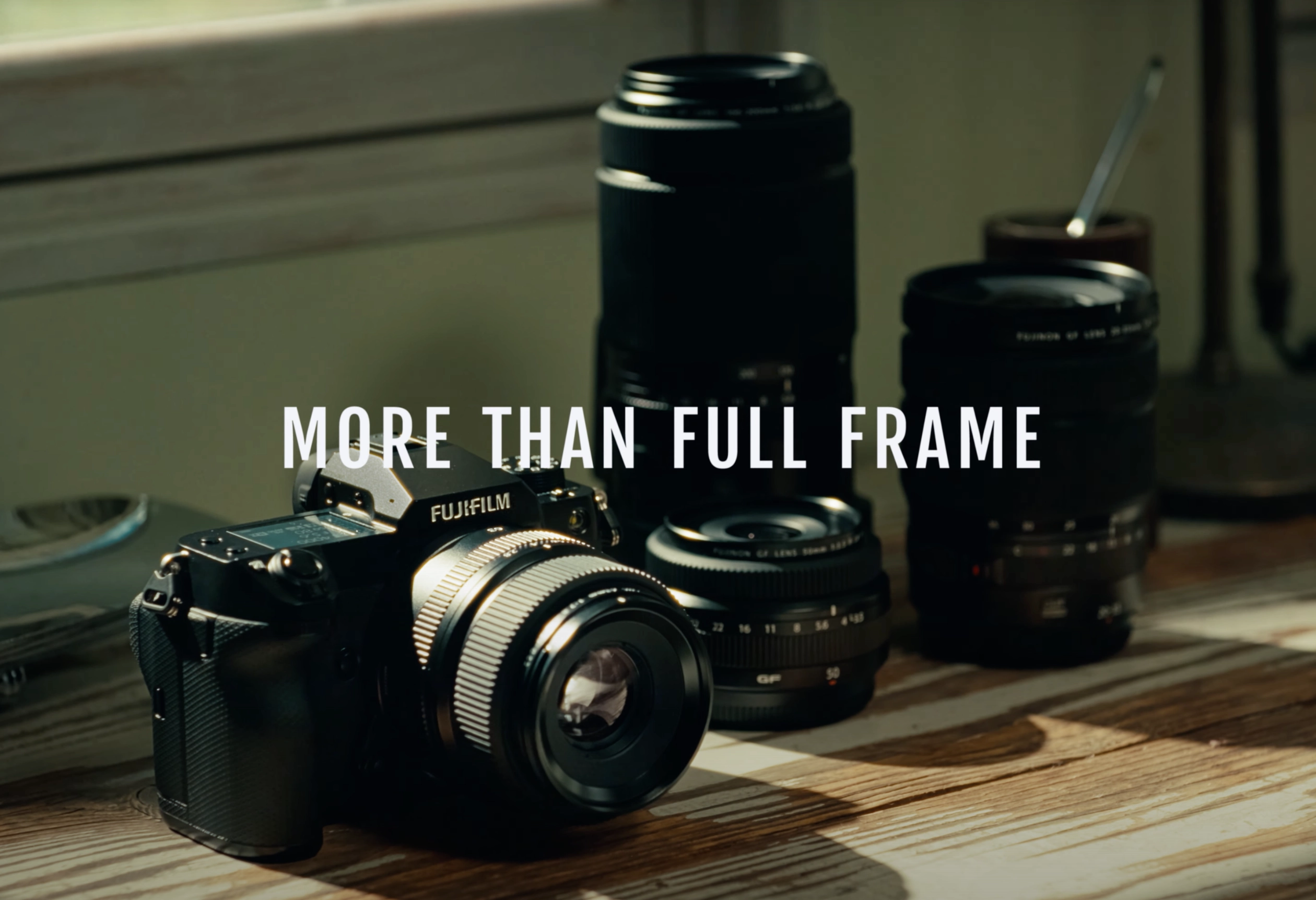 Máy ảnh Fujifilm GFX 100S II