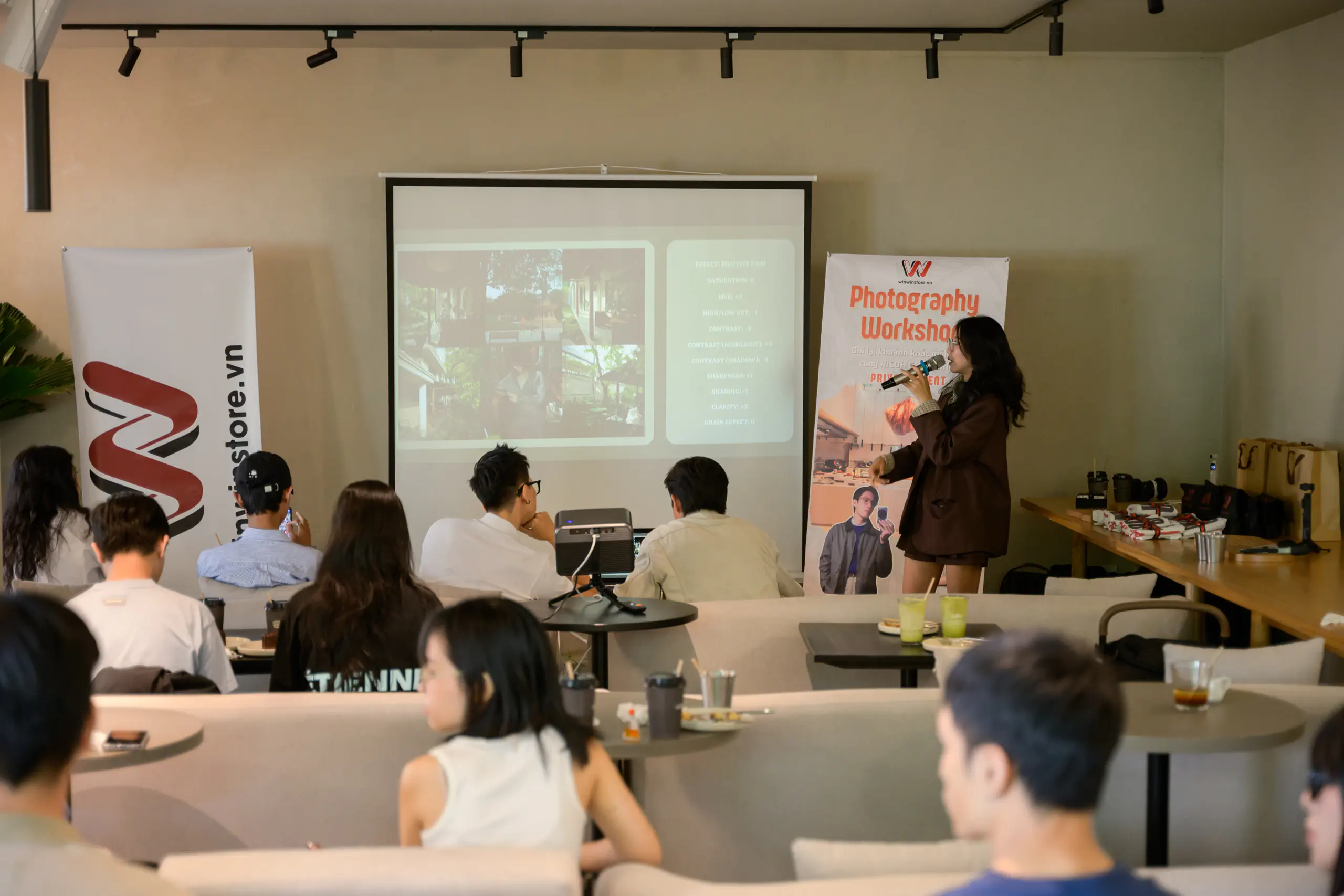 Hình ảnh buổi workshop “Ghi lại khoảnh khắc mỗi ngày cùng Ricoh GR III/GR IIIx” cùng WinWinStore