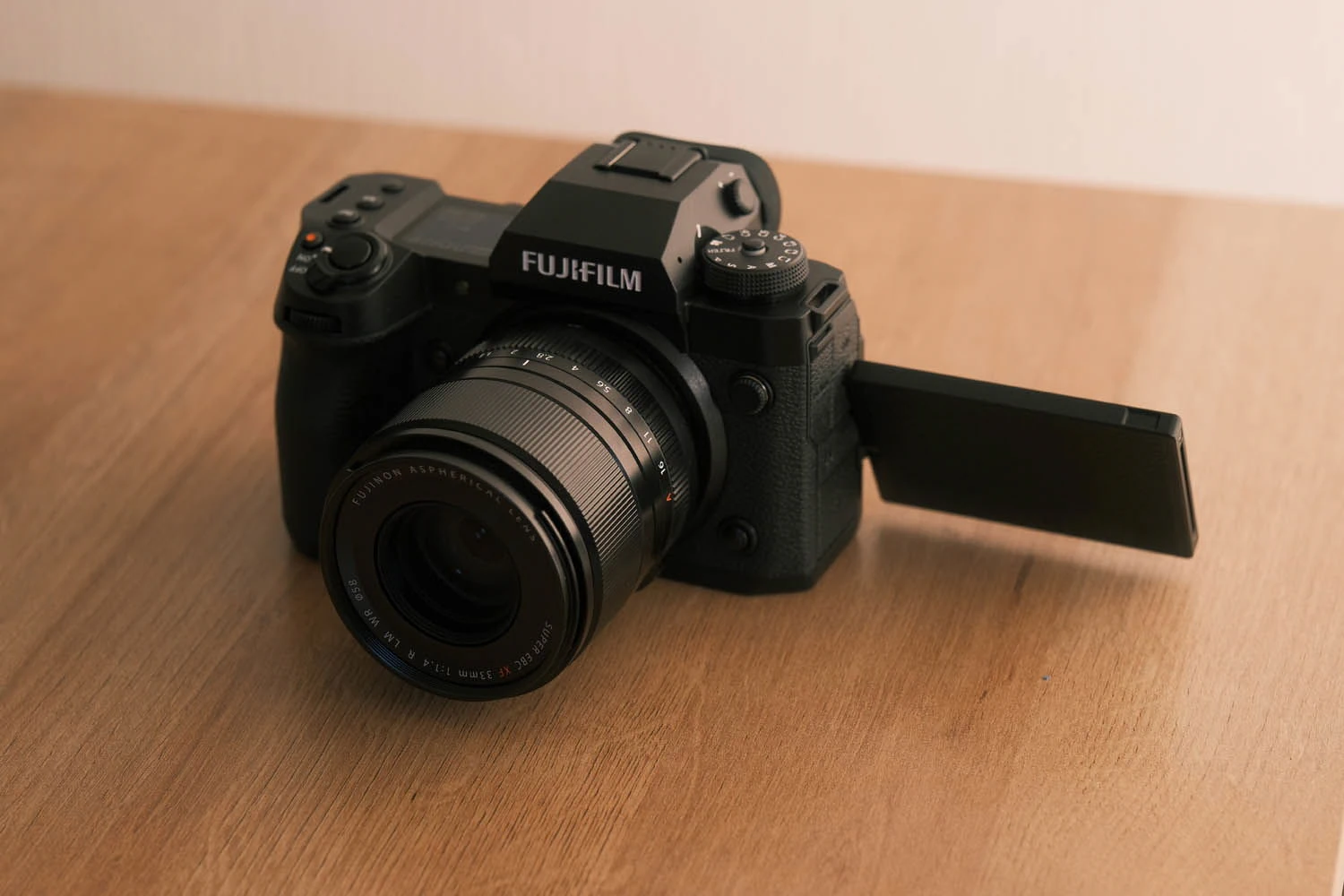 Fujifilm X-T5 và Fujifilm X-H2: Lựa chọn hoàn hảo cho người dùng chuyên nghiệp với nhiều ưu đãi tại WinWinStore