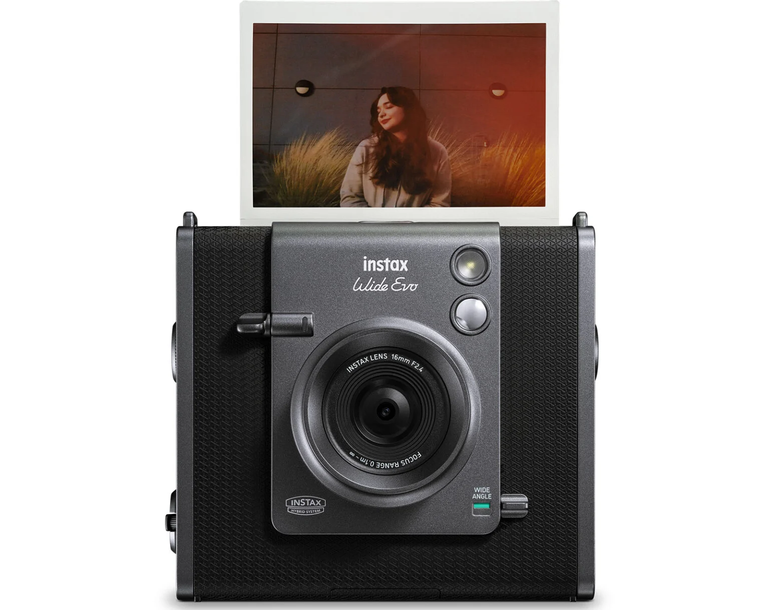 Fujifilm Instax tiếp tục phá kỷ lục doanh thu 4 năm liên tiếp